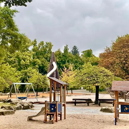 -am Pfuehlpark- *