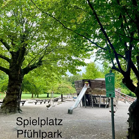 -am Pfuehlpark- هايلبرون