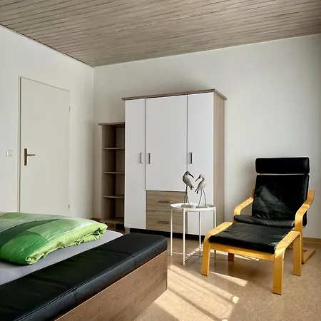 -am Pfuehlpark- شقة هايلبرون